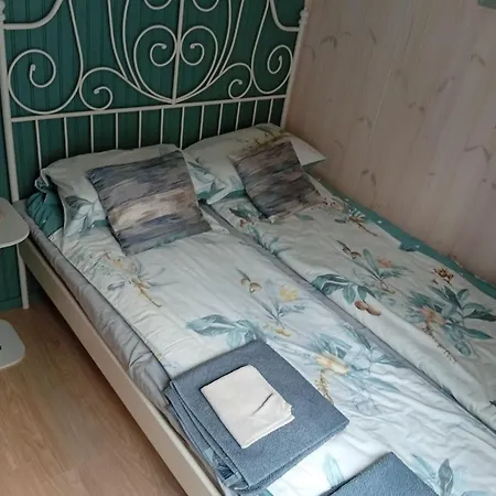 Reinholdi Metsamaja 2 *